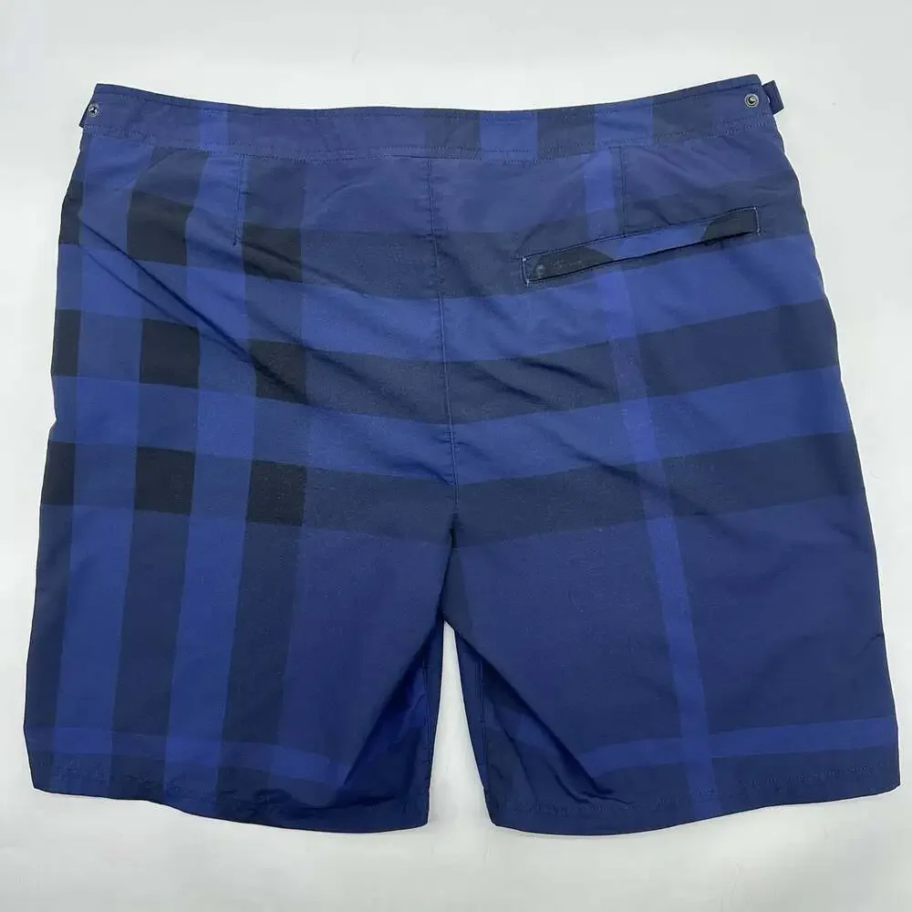 Burberry Men's Size XL 9